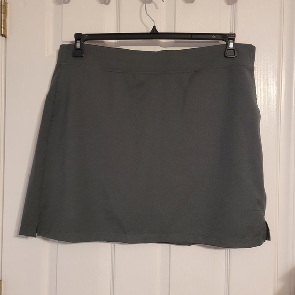 Classic Gray Women's Skirt - Picture 1 of 3